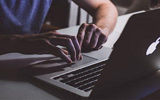 猛龙队连续击败对手，走向胜利